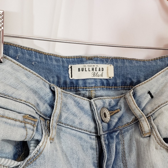 Bullhead Destroyed Black Long Jeans - Size… - Picture 2 of 8